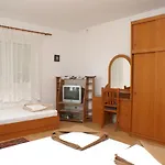Apartment By The Sea Trpanj, Peljesac - 3162