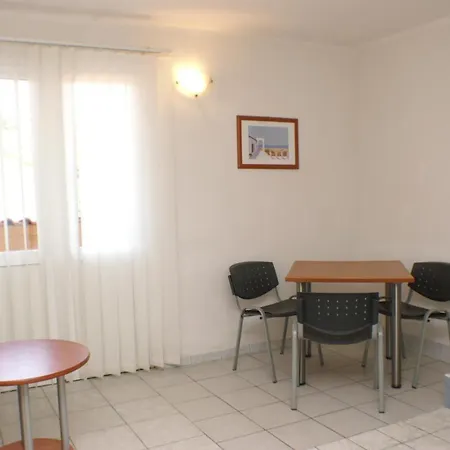 Apartment By The Sea Trpanj, Peljesac - 3162 Trpanj