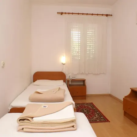 Apartment By The Sea Trpanj, Peljesac - 3162 *